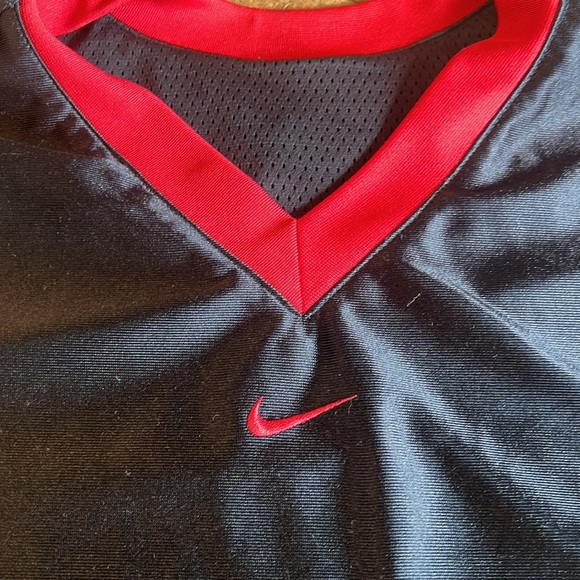 Vintage y2k Nike Play On Center Swoosh Reversible Basketball Jersey Black Red XL - Picture 3 of 9